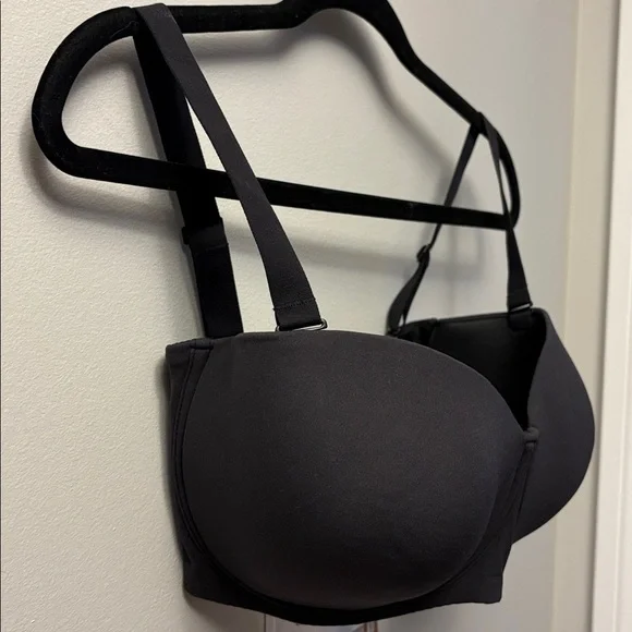NWT Skims Fits Everybody Strapless Bra in Onyx 34H - Picture 6 of 9